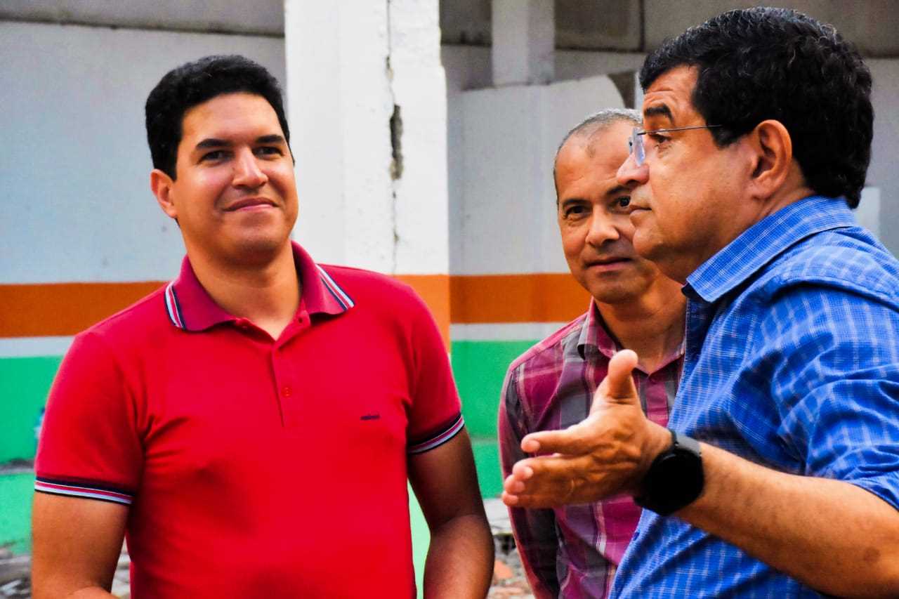 Camacã: Secretário do Estado da Bahia visita as obras de reforma do Ginásio de Esportes